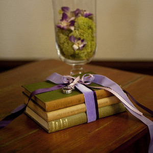 Antique Literary Ring Bearer